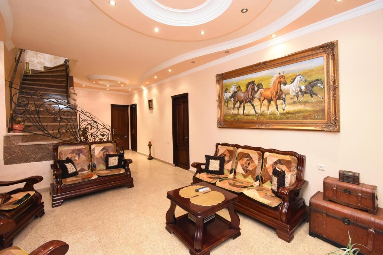 Guest House Erywań Zewnętrze zdjęcie